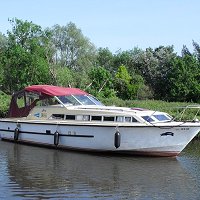 Boating holiday from Chedgrave on the Norfolk Broads