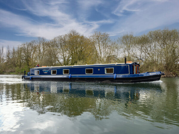 Widebeam Canal Boat Hire