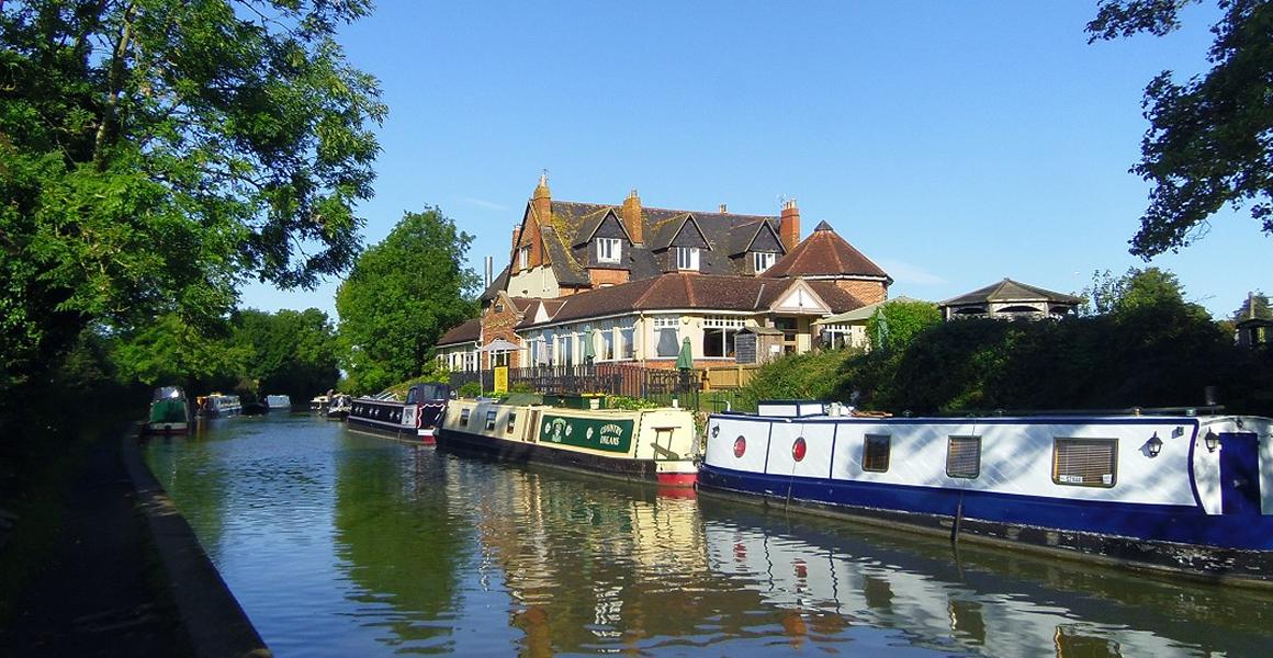 Pub along the canal