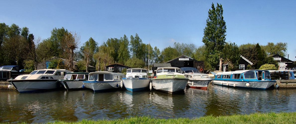 Norfolk Broads motor cruiser holiday