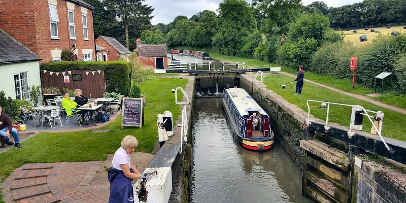 The Admiral Nelson at Braunston