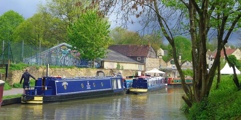 Approaching Bradford on Avon