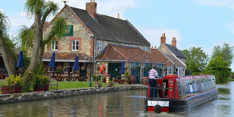 The Barge Inn at Seend