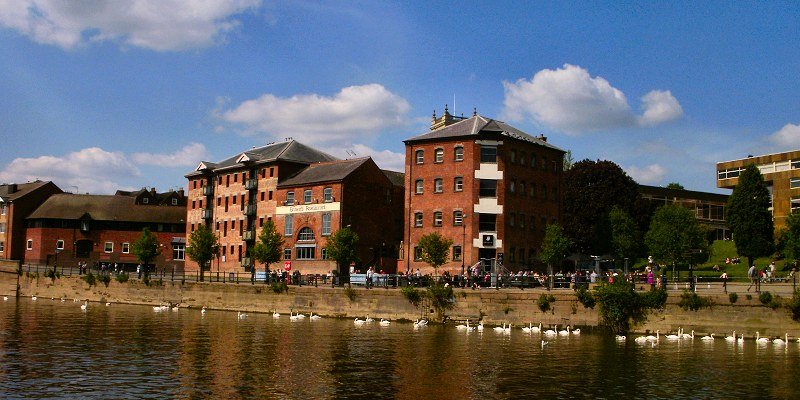 Browns Restaurant on the River Severn